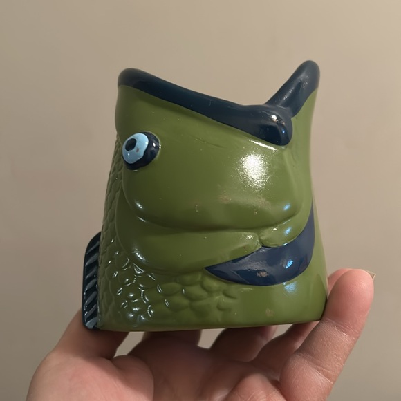 Green Ceramic Fish Decor Trinket-Pencil-Soap Dish Holder Vessel Container - Picture 4 of 6